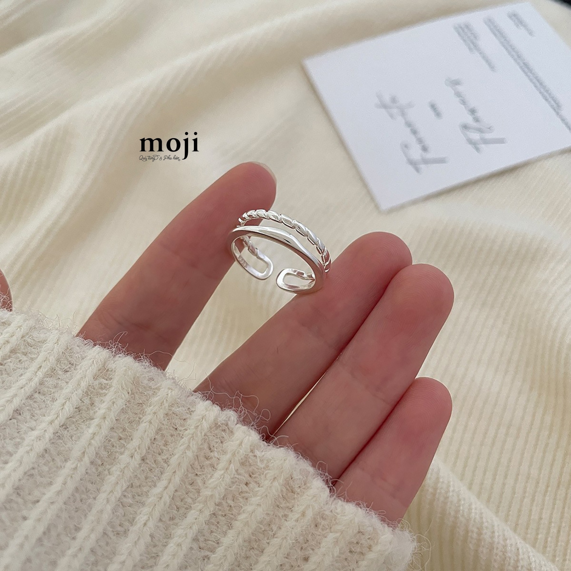 Lợi ích và ý nghĩa của nhẫn bạc trơn